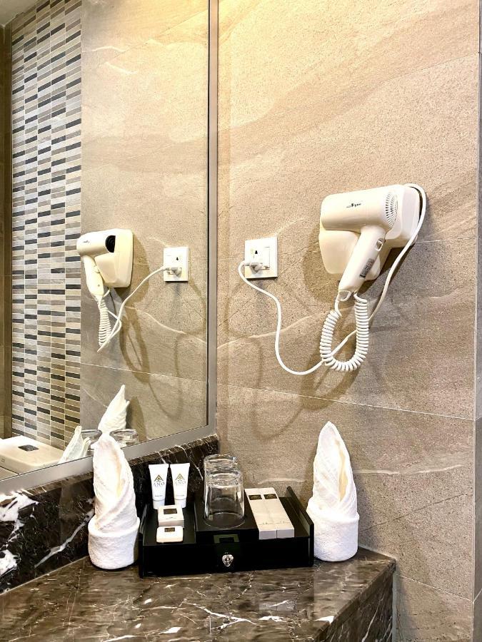 Ano Hotel Miri Dış mekan fotoğraf