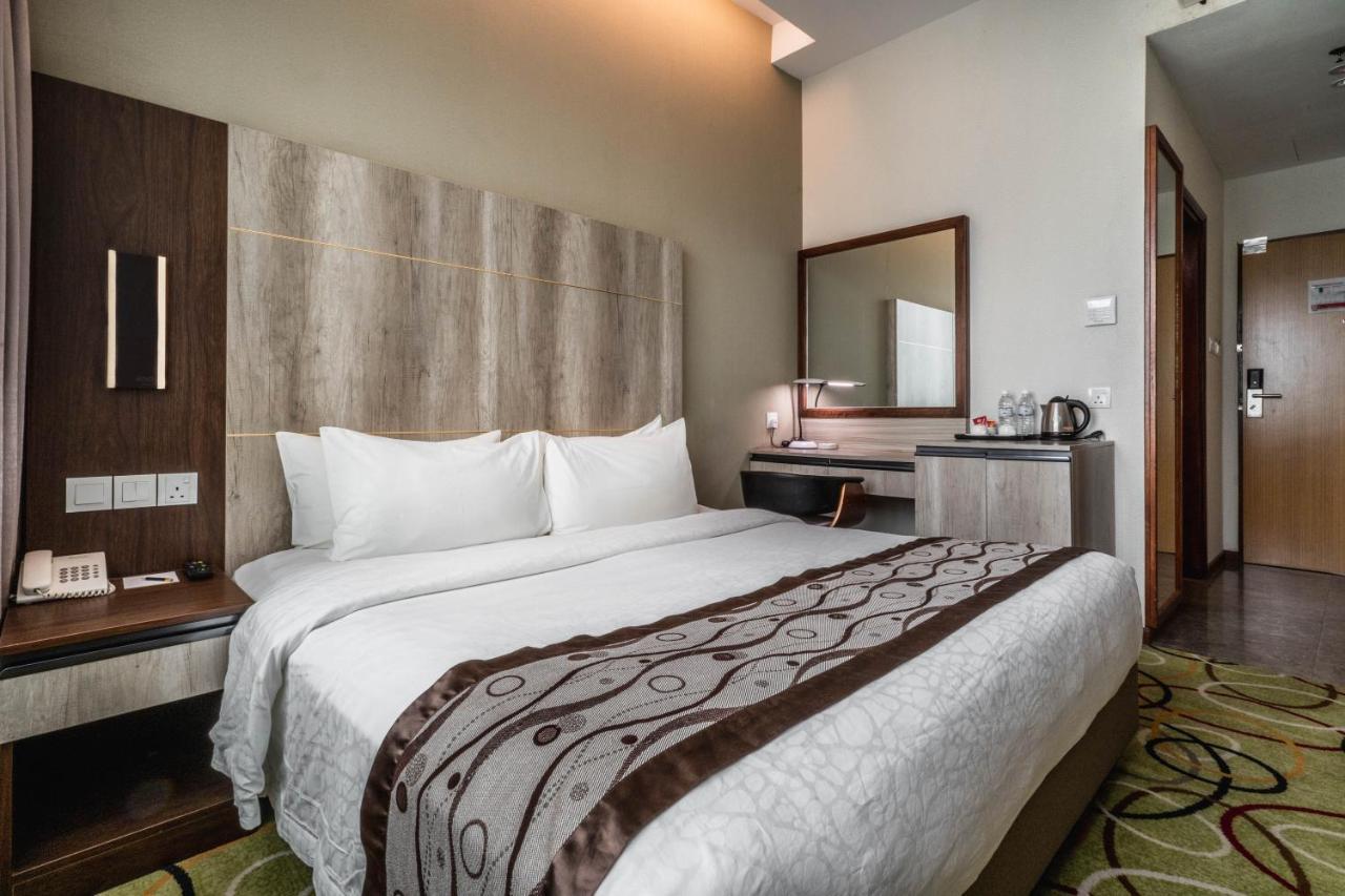 Ano Hotel Miri Dış mekan fotoğraf