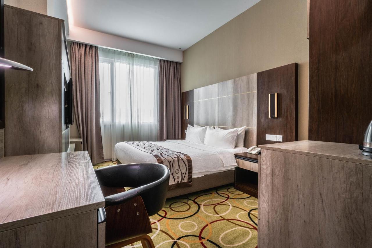 Ano Hotel Miri Dış mekan fotoğraf