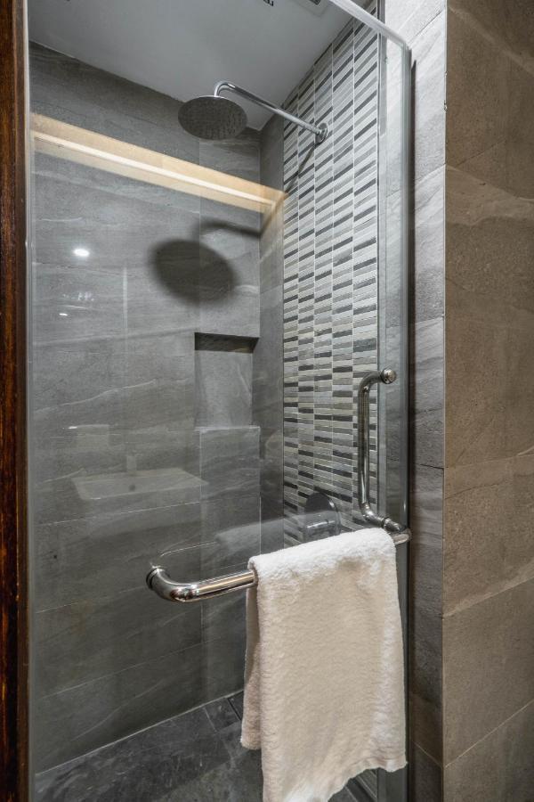 Ano Hotel Miri Dış mekan fotoğraf