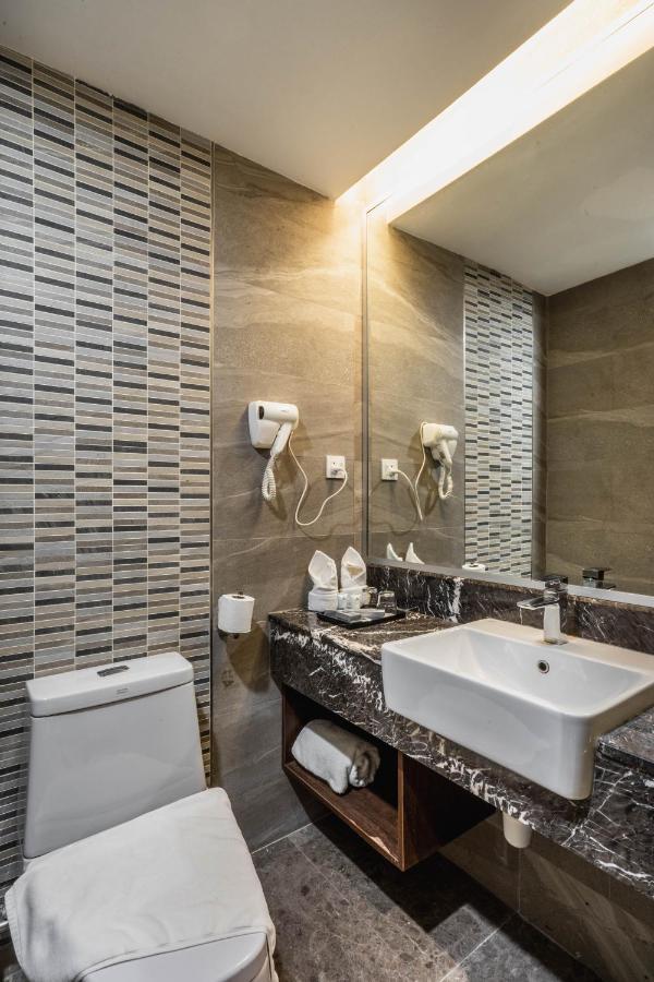 Ano Hotel Miri Dış mekan fotoğraf