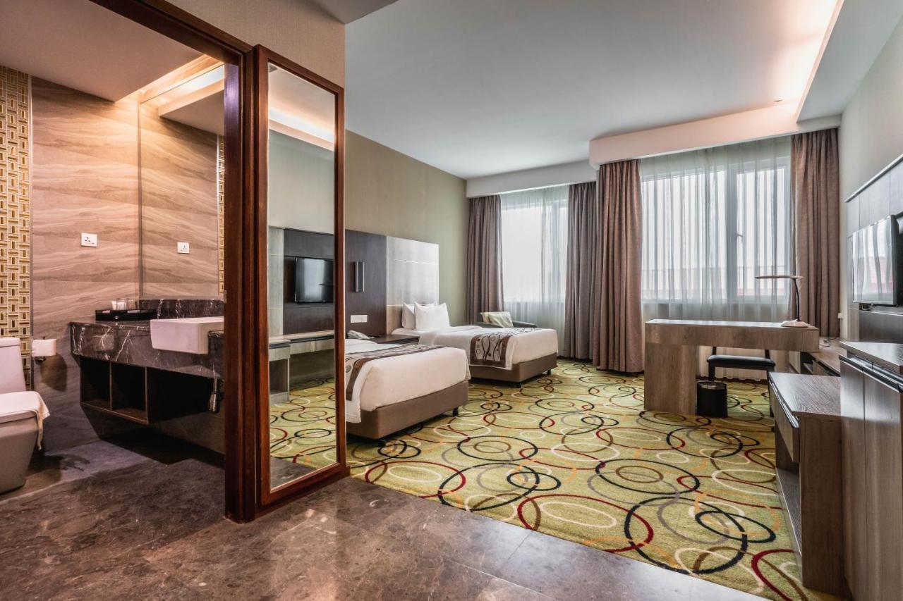 Ano Hotel Miri Dış mekan fotoğraf